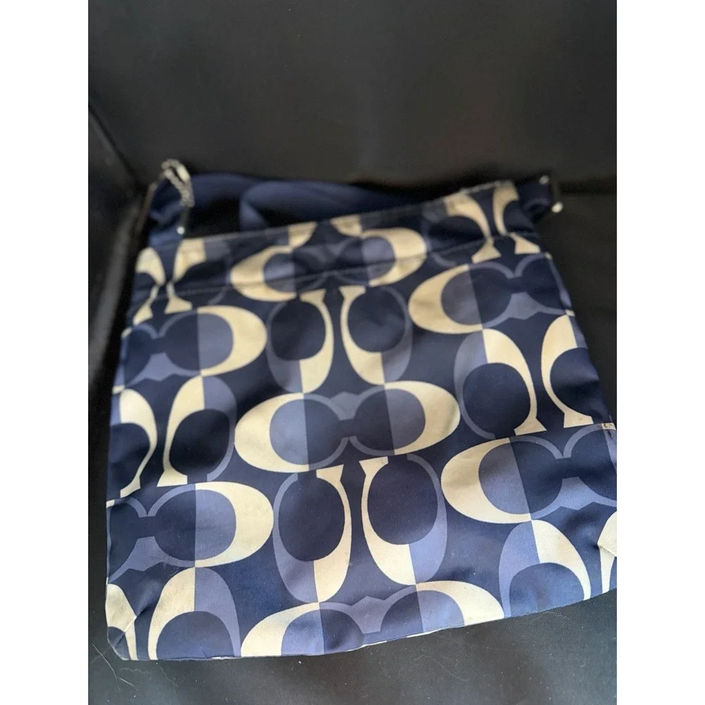 Coach Women's Blue White Logo Pattern Shoulder Bag Zip Designer